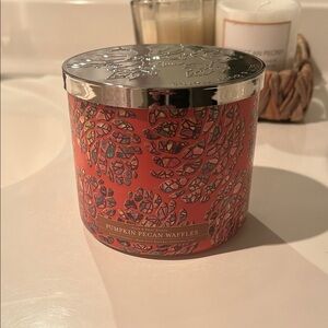 Bath & Body Works Pumpkin Pecan Waffles 3- wick Candle